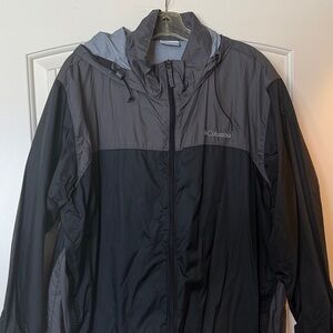 Columbia Men's Two-Tone Windbreaker